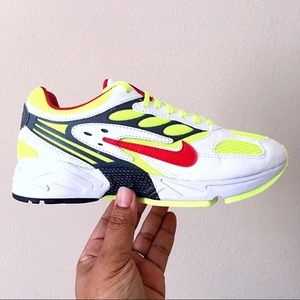 Nike Air Ghost Racer Retro Runner